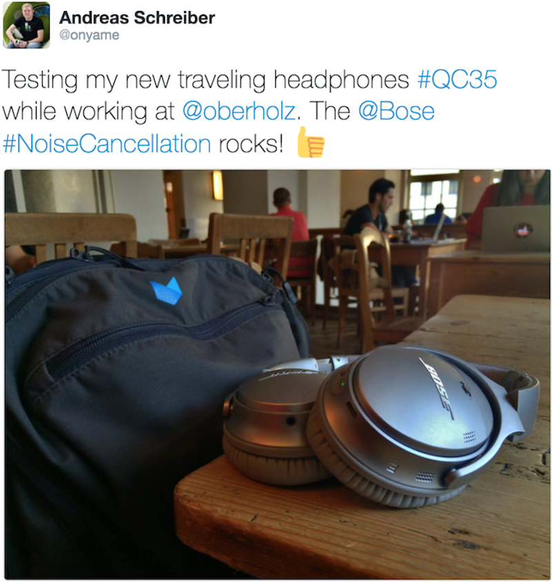 How to sleep on a plane – Andreas Schreiber and his Bose QC35 headphones