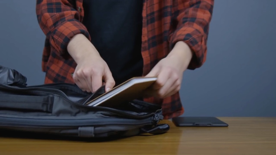 Minaal Daily everyday backpack main compartment